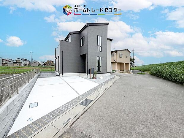 【前面道路含む現地写真】土日のご予約はもちろん、平日やお仕事のお時間に合わせてのご案内も実施しています。まずはお客様のご都合をお伺いさせて頂き、それに合う形で物件のご紹介をさせていただきます。お気軽にお問い合わせください。