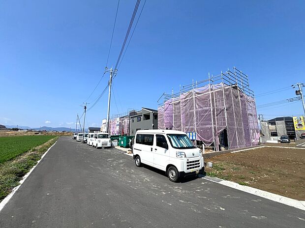 【前面道路含む現地写真】◆資料送付・ご見学即対応！ご不明点等、スタッフがしっかりと説明させていただきますので、安心して現地をご覧ください♪