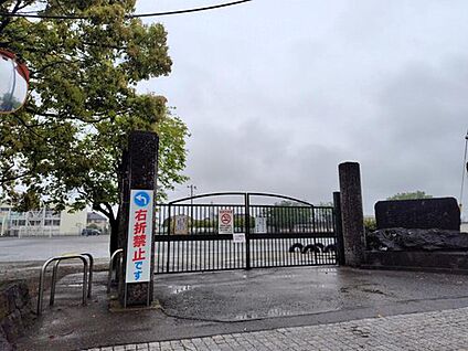 玉村町立玉村小学校 450m(徒歩6分)