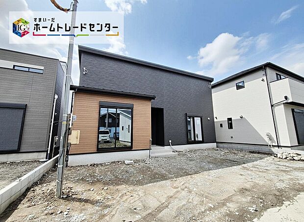 【現地写真】◆2号棟◇飯田グループホールディングス唯一の販売専門会社のホームトレードセンターの社員が直接、当物件をご案内いたします。見学希望、資料請求等、お気軽にお問い合わせくださいませ♪