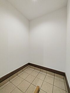 【シューズインクローク】
