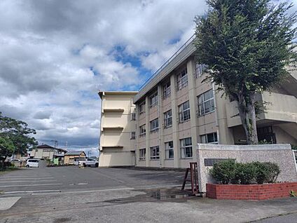 前橋市立駒形小学校 900ｍ(徒歩12分)