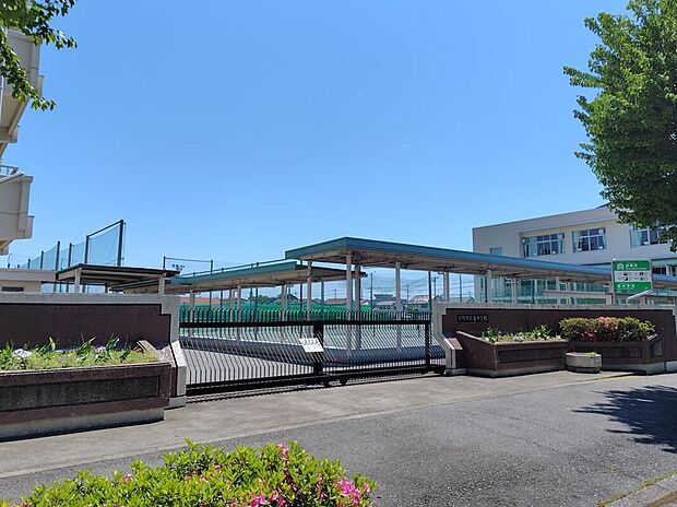 前橋市立東中学校(約1,000m)