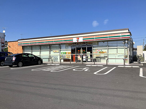 セブンイレブン行田向日町店(約471m)