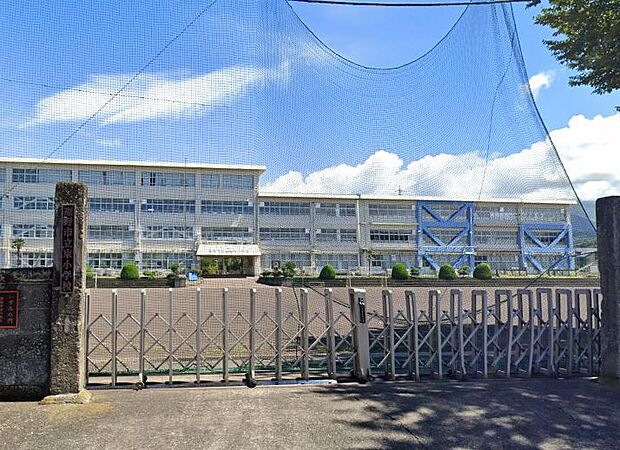 裾野東小学校(約1,270m)