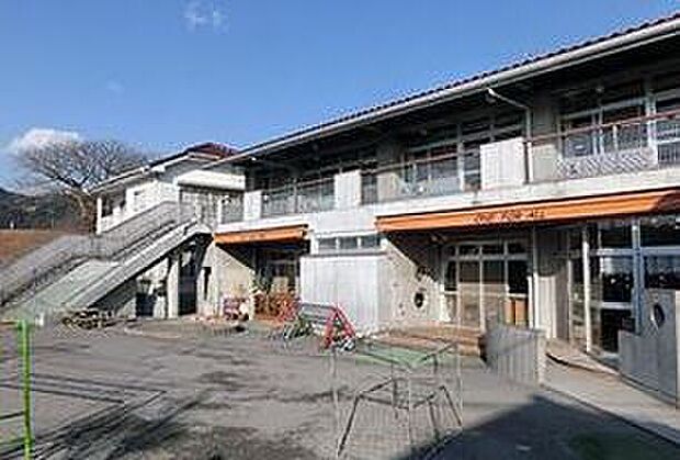 岩松幼稚園(約850m)