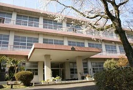 富士宮第二中学校 950ｍ(徒歩12分)