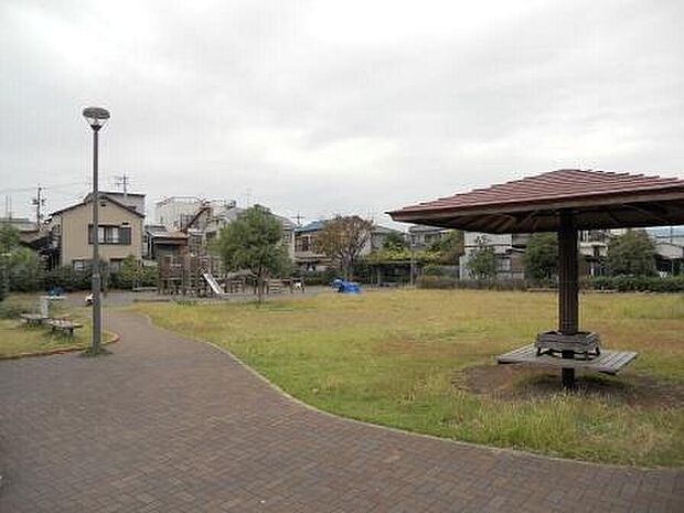 幸町東公園（約650m）