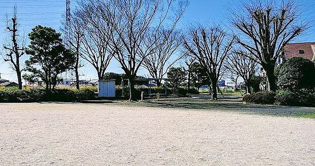 瀬名川公園(約640m)