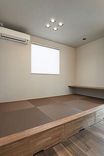 小上がりのタタミスペース