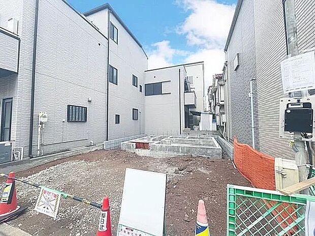～2SLDK～3階建木造