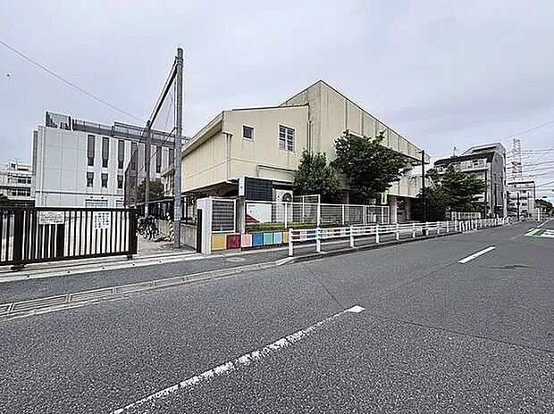 浦安市立みなみ認定こども園（約310m）