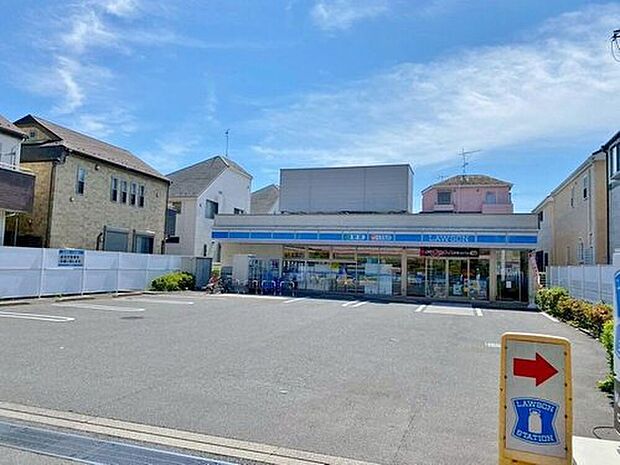 ローソン市川新田三丁目店（約260m）