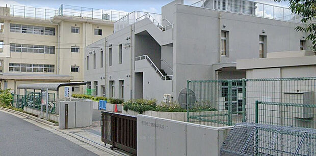 市川市立第四中学校(約450m)