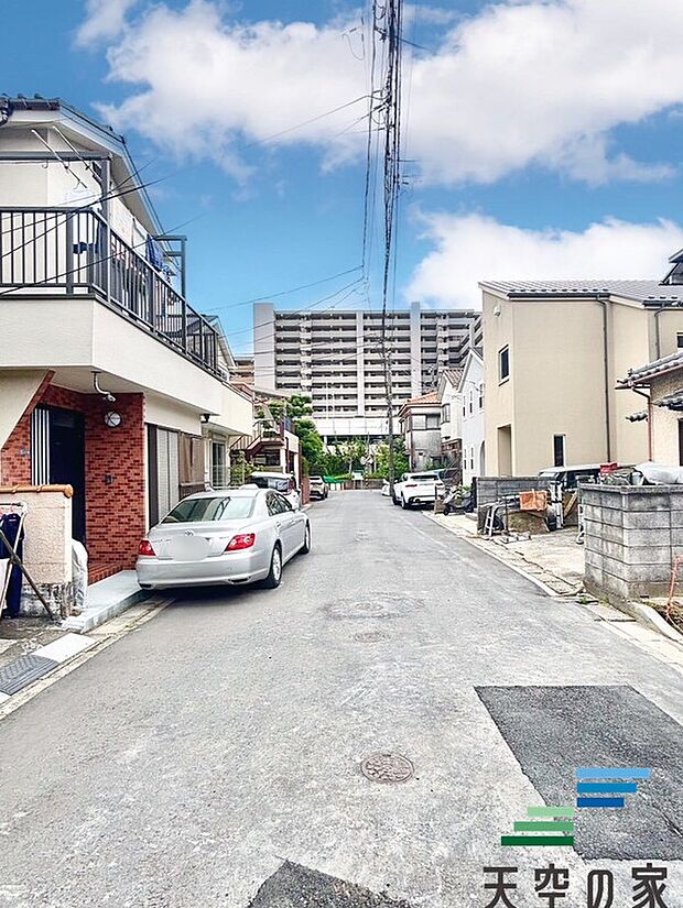 【前面道路】前面道路です。