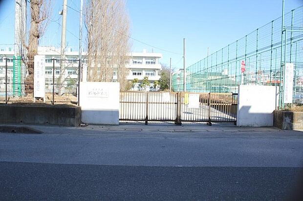 浦安市立堀江中学校(約1,100m)