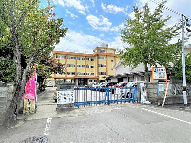 市立福室小学校（約120m）