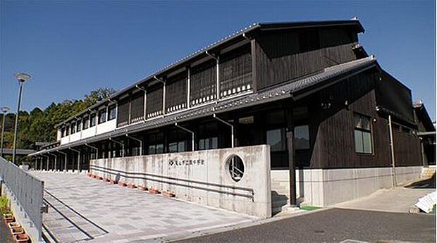 広島市立亀山中学校（約1,478m）