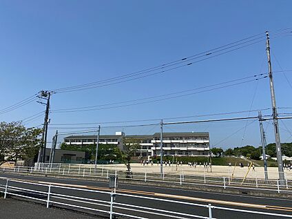 取手市立高井小学校 約850m（徒歩約11分）