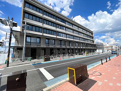 長岡京市役所 約576ｍ(徒歩8分)