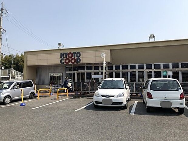 コープらくさい