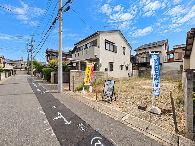 【■現地(2026年09月)撮影】樫原小学校まで徒歩3分!お家から学校が見える距離でママもお子様も安心♪