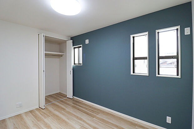 【【ドリームタウンシリーズ施工例:洋室】】お持ちの家具の配置を考えると洋室のお部屋が暮らしやすいという方に。こだわりの家具やインテリアもしっくり収まります!