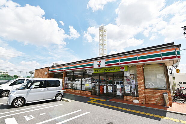 セブンイレブン向日上植野店