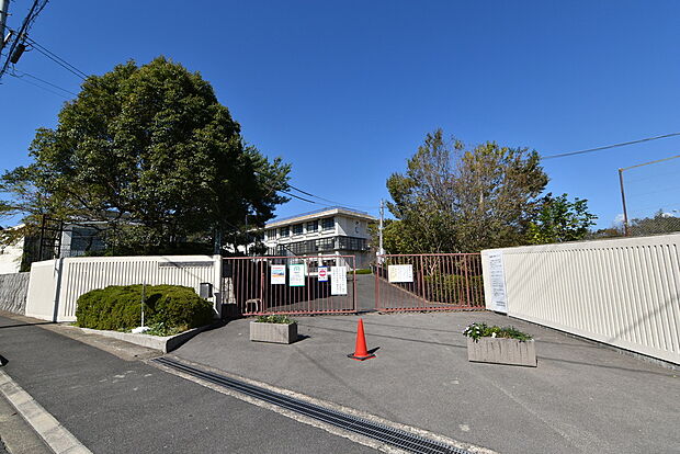 第6向陽小学校