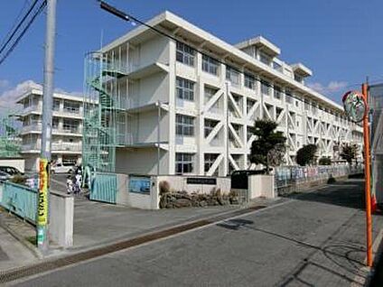 片塩中学校 1300ｍ～1500ｍ(16分～18分)