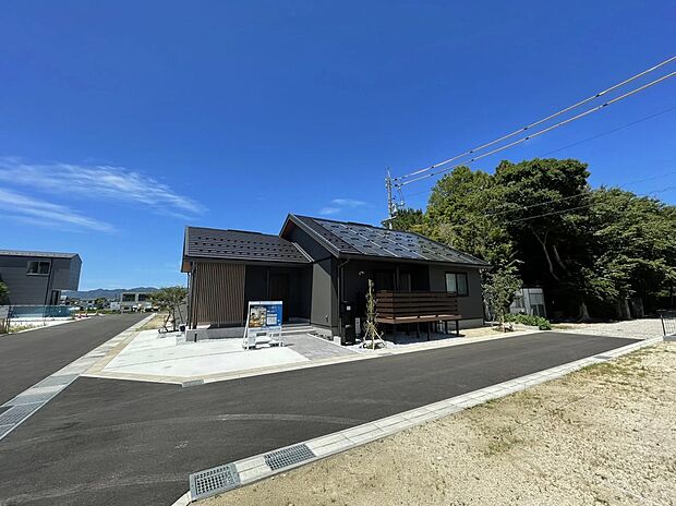 分譲住宅(平屋)公開中です。見学予約お気軽にお問い合わせください♪（撮影年月日：2025.7.21）