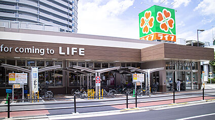 ライフ朝潮橋駅前店 約300m(徒歩4分)