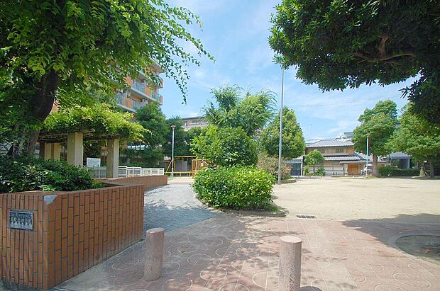 高殿南四公園