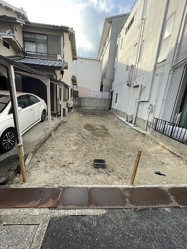 【【現地写真】】保育園、小中学校が全て徒歩5分圏内に揃う、子育て世帯にも嬉しいロケーション。お子様の通園・通学の負担が少なく、登下校の時間が短縮される嬉しい立地です。