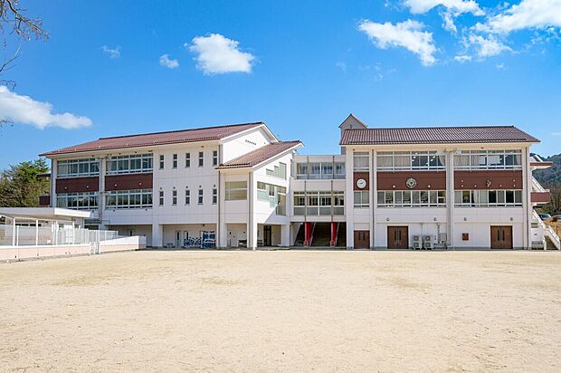 東広島市立三永小学校（約1,340m）
