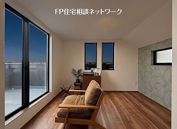 落ち着きある住宅街、一種低層住居専用地域内に位置しています。周囲には高い建物がなく、空が広く開放感があり、陽当りを大きく遮られることもありません。