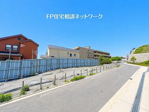 四季を通じて自然と触れ合えるスポットが周辺には盛りだくさん!お散歩やジョギング、週末のご家族での遊びに最適です。
