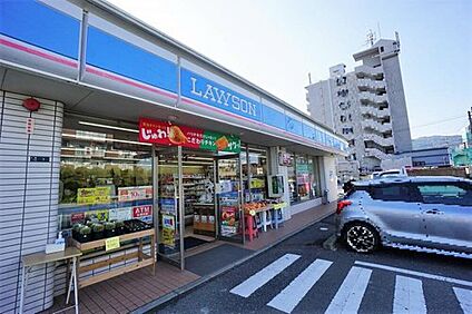 ローソン片縄2丁目店 315m