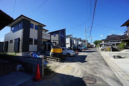 前面道路含む現地写真