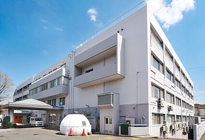 調布病院 現地から180m～211m。(徒歩3分。(最長))