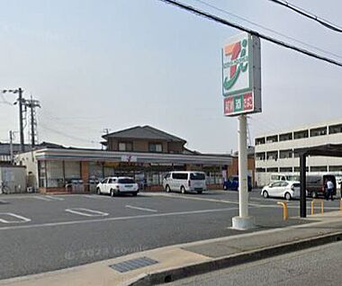 セブンイレブン姫路兼田店 約851ｍ(徒歩11分)