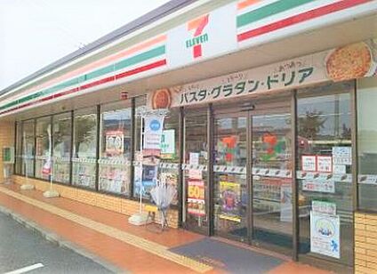 セブンイレブン姫路宮田店 680ｍ(徒歩約9分)