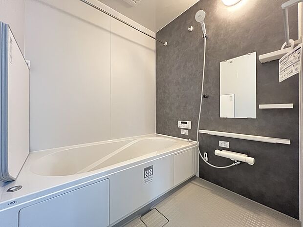 オートバスシステム・浴室暖房換気乾燥機を搭載した1坪タイプの浴室