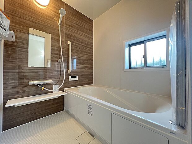 オートバスシステム・浴室暖房換気乾燥機を搭載した1坪タイプの浴室(A号棟同仕様)