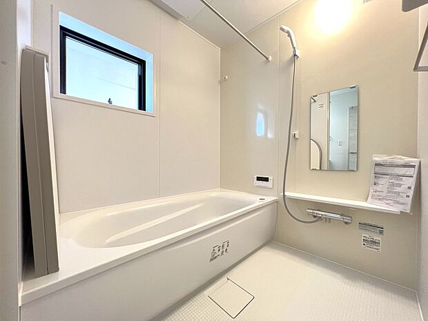 オートバスシステム・浴室暖房換気乾燥機を搭載した1坪タイプの浴室(2号棟同仕様)