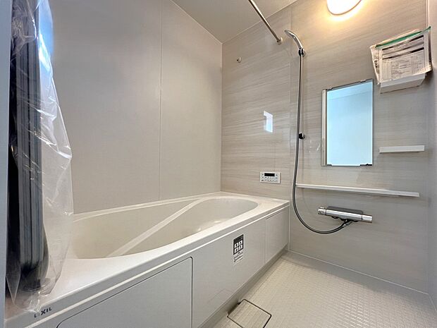 オートバスシステム・浴室暖房換気乾燥機を搭載した1坪タイプの浴室(1号棟同仕様)