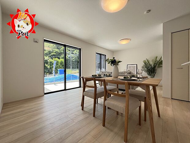 LDKは約16帖の広さ 南向きの明るい空間に仕上がります(3号棟同仕様)