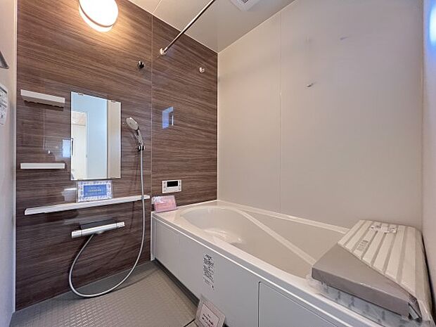 オートバスシステム・浴室暖房換気乾燥機を搭載した1坪タイプの浴室(1号棟同仕様)