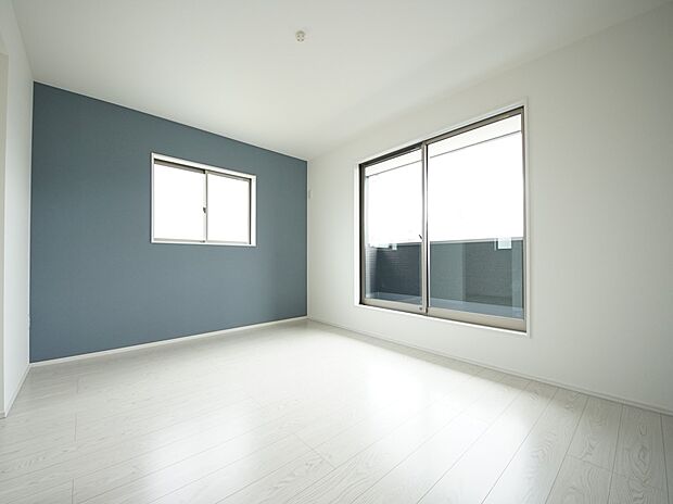 2階には洋室を4部屋ご用意いたします(同仕様)