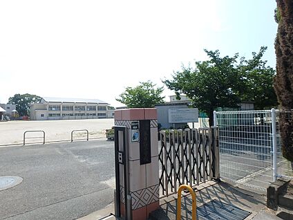 春日市立春日北小学校 80m(1分)